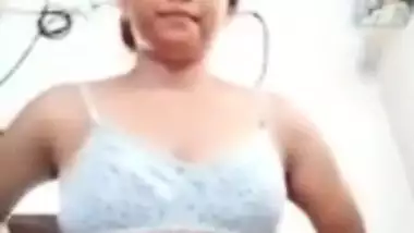 Guwahati girl Stripping bra Topless video