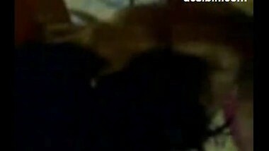 Sexy Cute Pakistani Girl Showing
