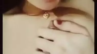 Sexy Desi Bhabhi Blowjob