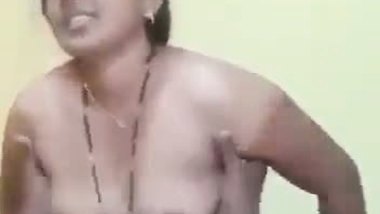 Nude Puneri Vahini rides on a dick in Marathi sex MMS