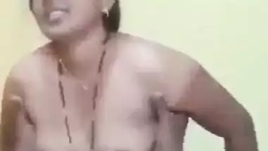 Nude Puneri Vahini rides on a dick in Marathi sex MMS