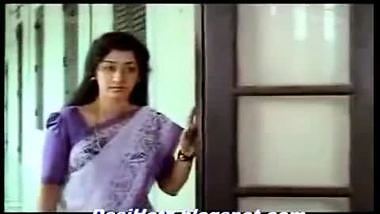 mallu hot aunty seducing uncle