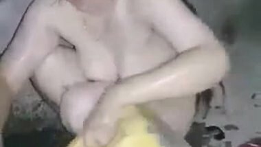 Paki Pathani Girl Bathing