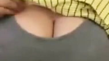 Desi Girl Showing On Video Call