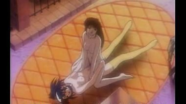 Shemale’s Cock Gets Suck