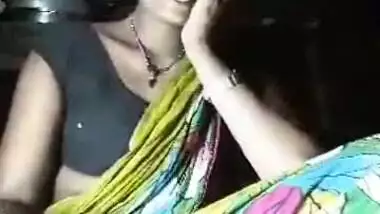 Dehathi maid exposing boobs – Desivdo