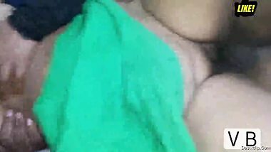 Rough squeezed attempt with young horny aunty Seetha