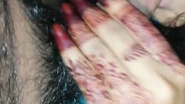 Indian bhabhi sucking lund MMS