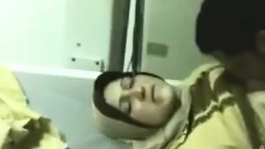 Sexy Mature Muslim Aunty Pussy Fucked By Doctor MMS