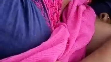 Sexy MMS Of Desi Guy Sucking Breasts