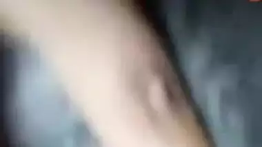 Exclusive- Cute Look Desi Girl Showing Her Boobs And Pussy On Video Call