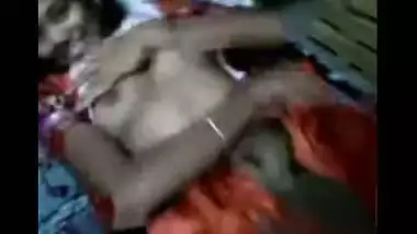 Latterly married Indian virgin bhabhi 1st time suhagraat sex!