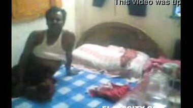 Telengana mature aunty sucking her lover’s cock and hard fucked on cam