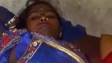 Bihari hairy pussy show MMS video