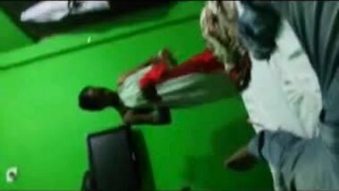 INDIAN PROSTITUTE GETTING READY AFTER FUCKING 
