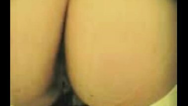 pissing