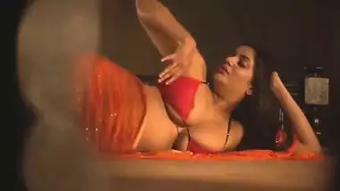 Desi Tits In Orange Saree And Bikini Blouse