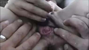 Bangla Aunty Squirting Hard After Fingering