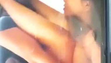 Gorgeous Indian girlfriend nude pics and viral clips