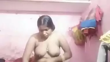 Horny Desi Bhabhi Masturbating