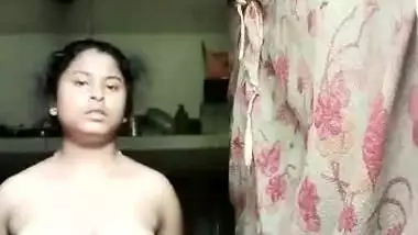 Indian Village College girl clip