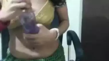 Hot video sex with a desi married woman