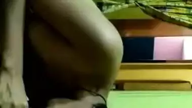 Horny Desi XXX wife gives a hot blowjob to her cocky husband MMS