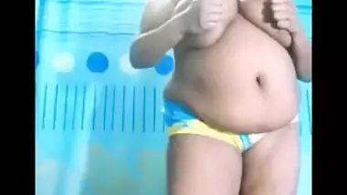 Tamil Plump Huge Boobs
