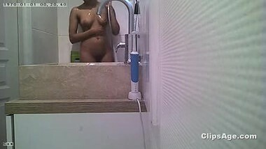 Hot teen sister in law spy