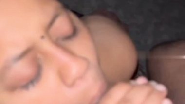 Indian cute girl sucking thick dick viral MMS
