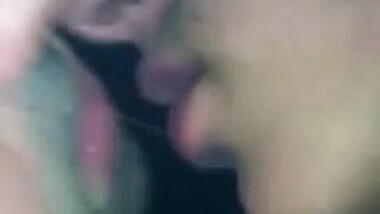 Hot Desi couple gettin nasty forplay with hot moaning