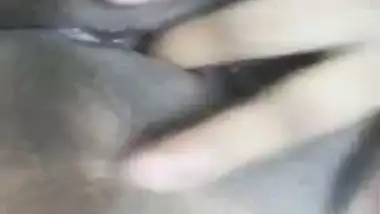 Cute girlfriend black pussy fingering solo nude