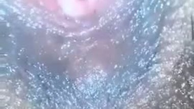 Bengali Desi XXX girlfriend gets her shaved pussy hard fucked MMS