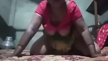 Tamil Village girl beautiful full open fingering