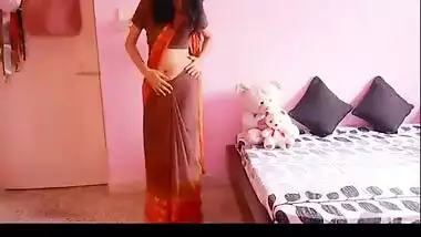 Bhabhi Lesson About Saree - Movies. video3porn3