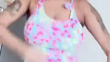 Big boob girl Tiktok video