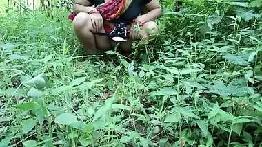 Eccentric Desi wife loves pissing outdoors and having risky XXX affairs
