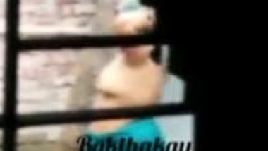 My neighbor AUNTY bathing