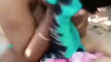 Indian Bhabi Fuck Outdoor