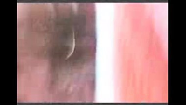 Fsiblog – Desi maid car sex scandal MMS