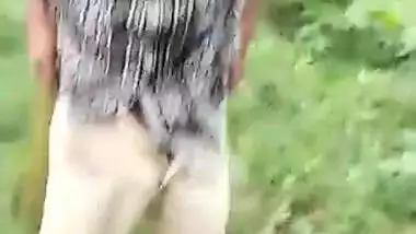 Desi village bhabi caught outdoor with father in lw