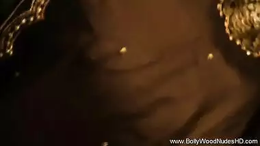 Extremely Sexy Belly Dancer Shows Off Her Body