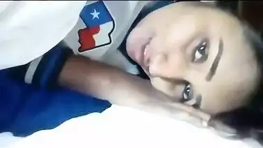Teen porn video of an Indian girl exposing herself on cam