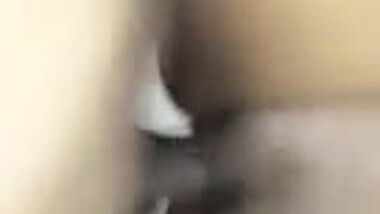 Indian wife takes a facial 