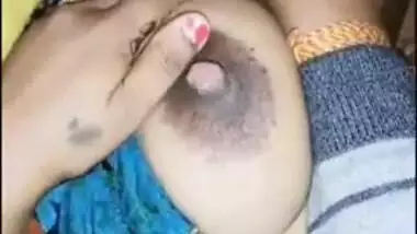 Bhabi Boob Squeezing At Night