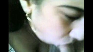 Hot dick licking video of a seductive bhabhi