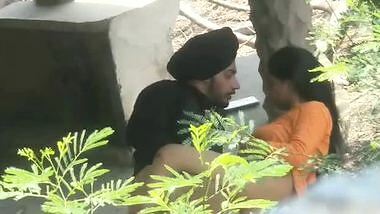Girlfriend fucked outdoors Punjabi sex