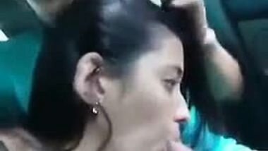 Desi Indian car blowjob