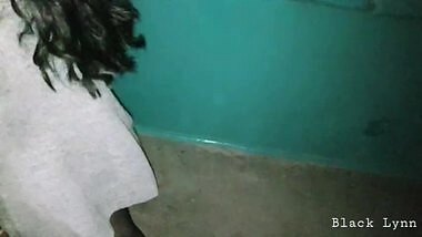 Married Brunette Sucked off her Neighbor in the Stairwell - Black Lynn