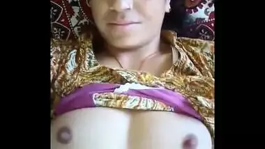 desi Wife showing boobs and pussy